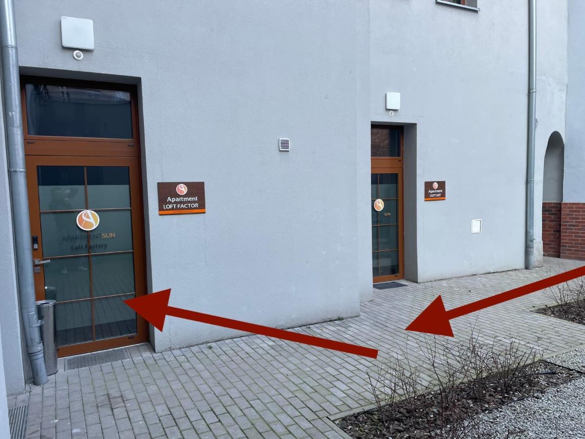 Apartmentsun Loft Factory Вроцлав Екстериор снимка